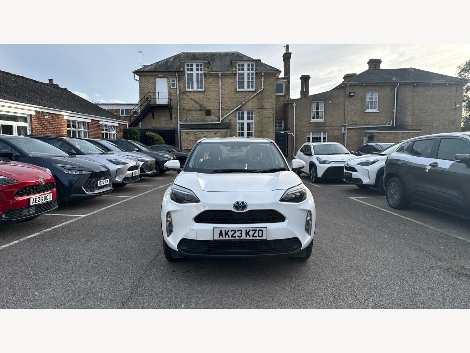 Used Toyota Yaris Cross for sale - 77925952: Photo 17