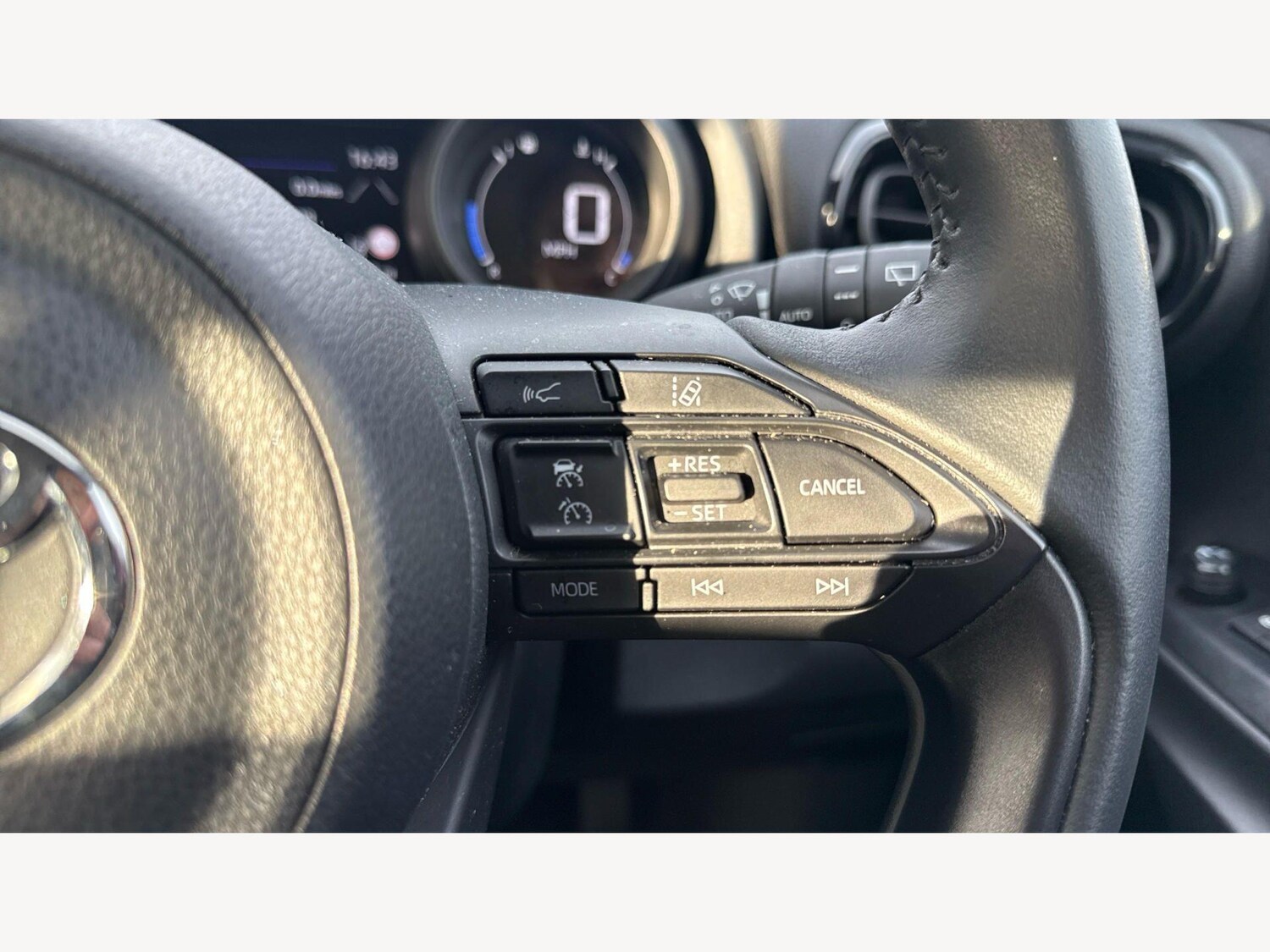 Used Toyota Yaris Cross for sale - 77925952: Photo 22