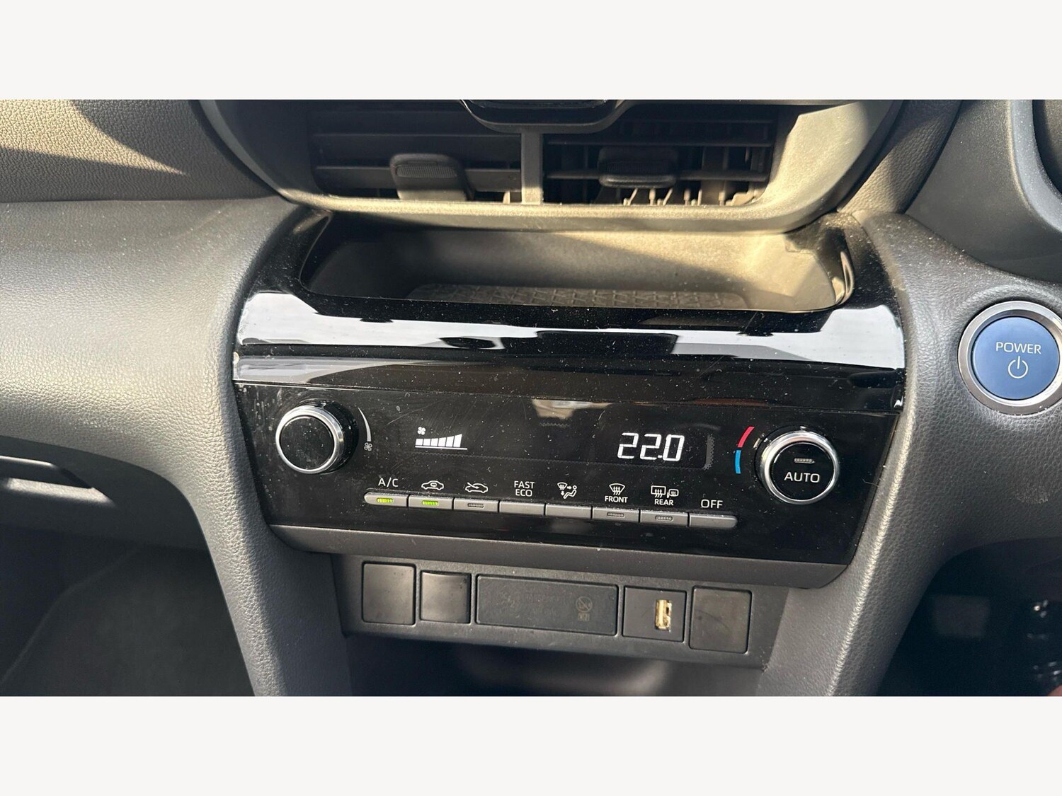 Used Toyota Yaris Cross for sale - 77925952: Photo 24