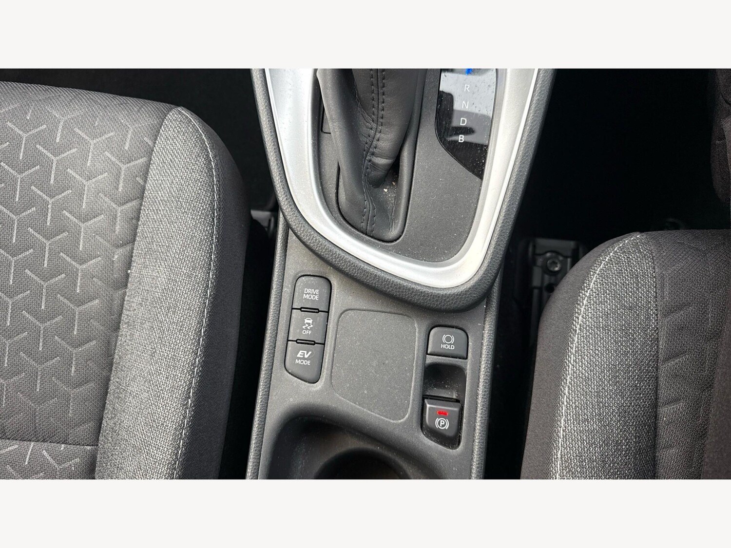 Used Toyota Yaris Cross for sale - 77925952: Photo 26