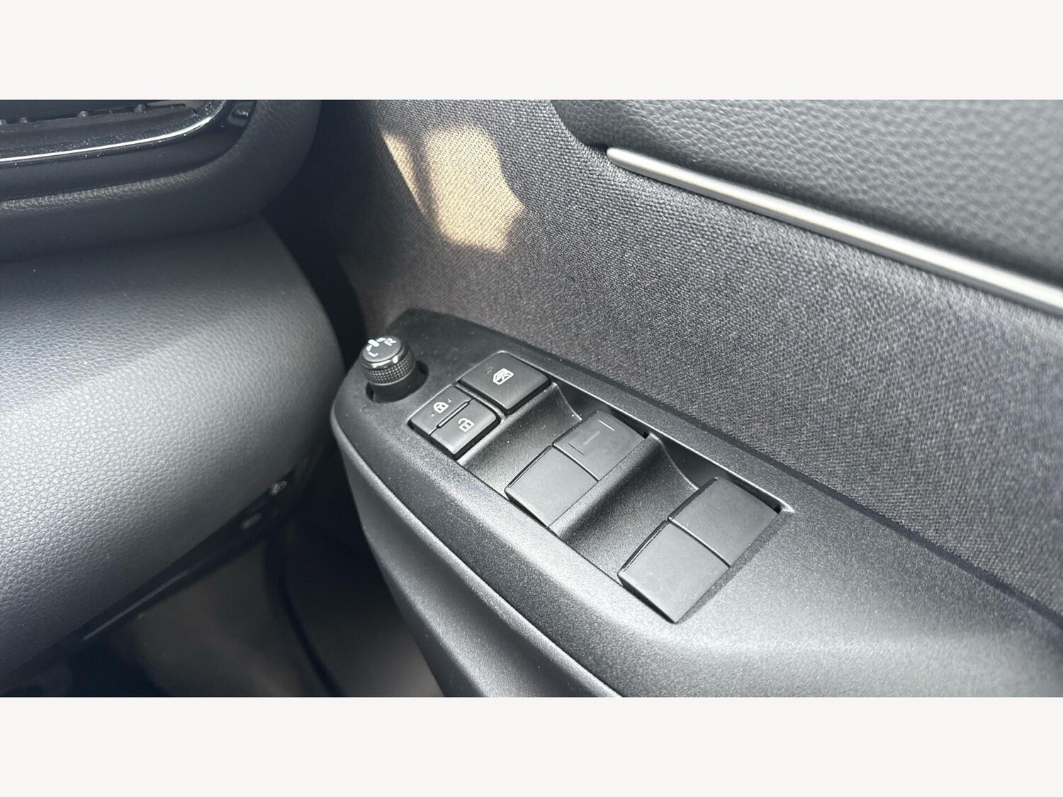 Used Toyota Yaris Cross for sale - 77925952: Photo 29