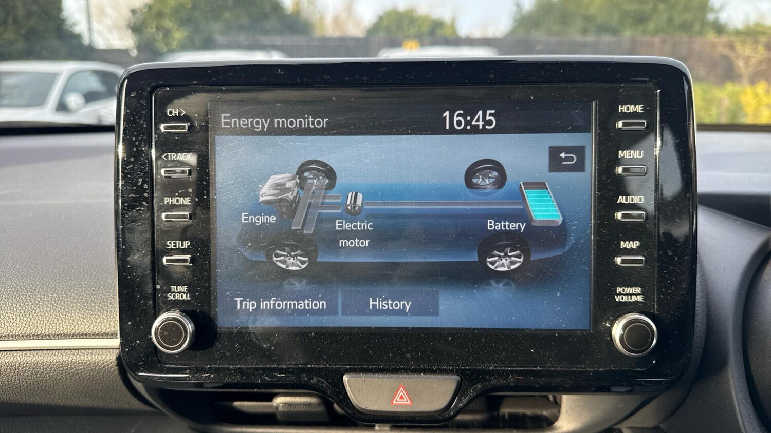 Used Toyota Yaris Cross for sale - 77925952: Photo 33