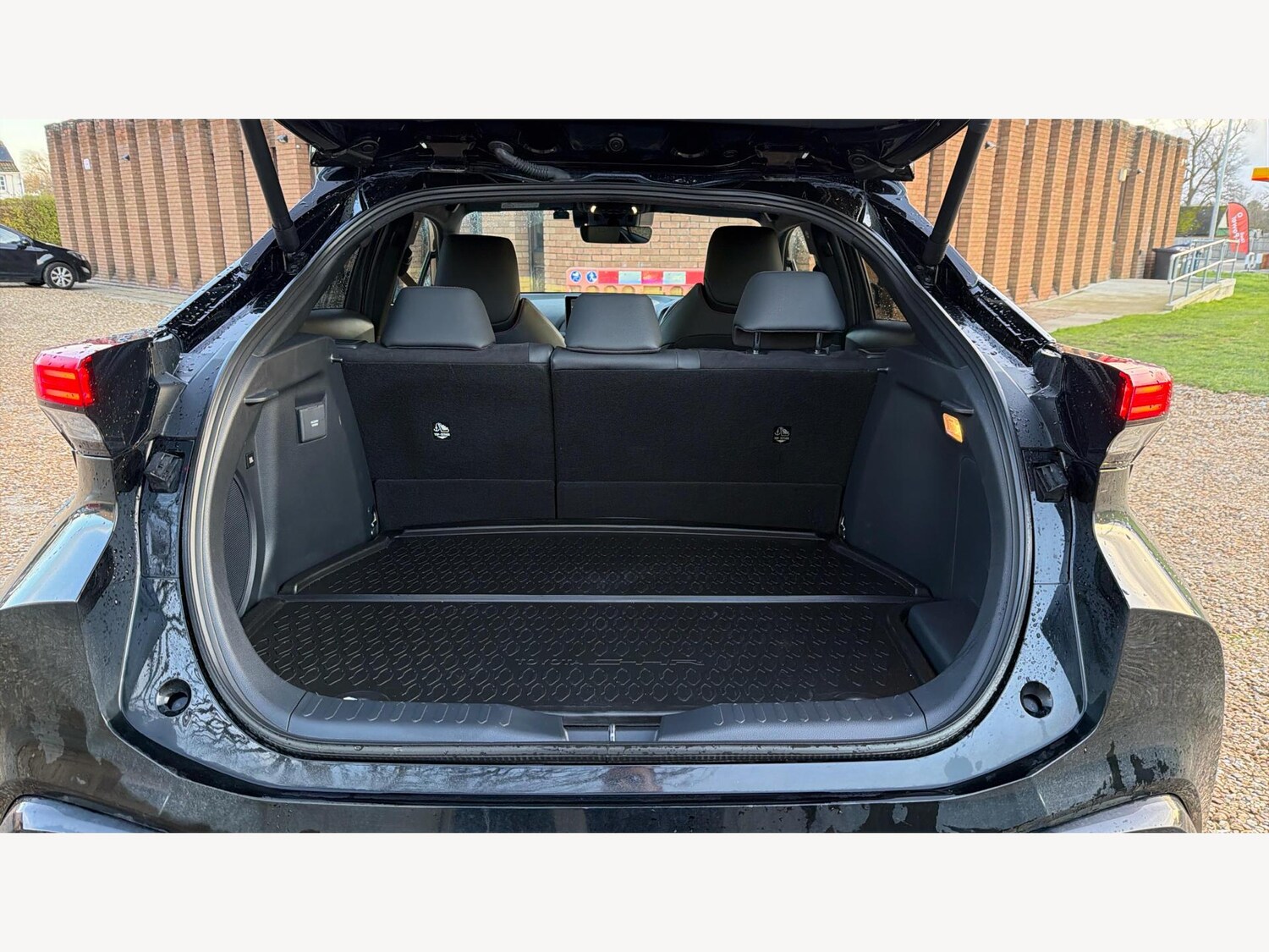 Used Toyota C-HR for sale - 77626025: Photo 16