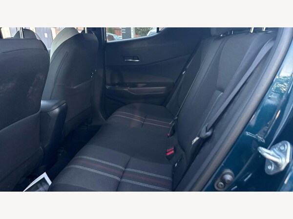 Used Toyota C-HR 2023 for sale - 76318154: Photo 15