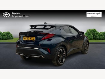 Used Toyota C-HR 2023 for sale - 76318154: Photo 2
