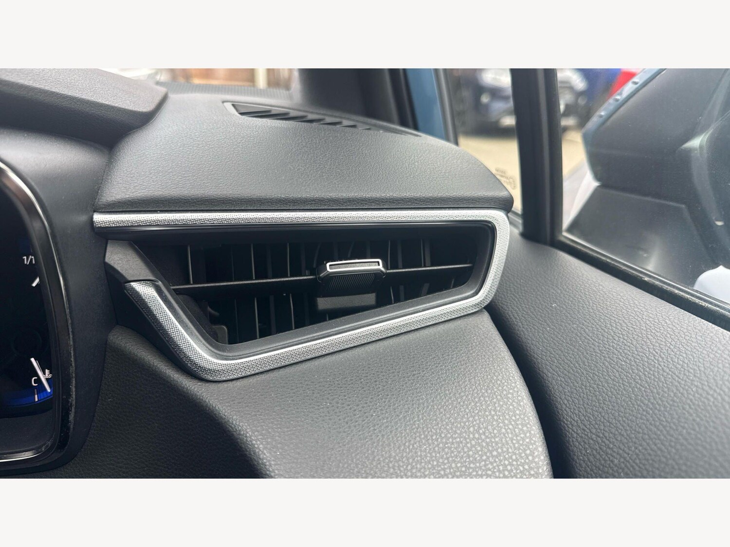 Used Toyota Corolla for sale - 77769104: Photo 28