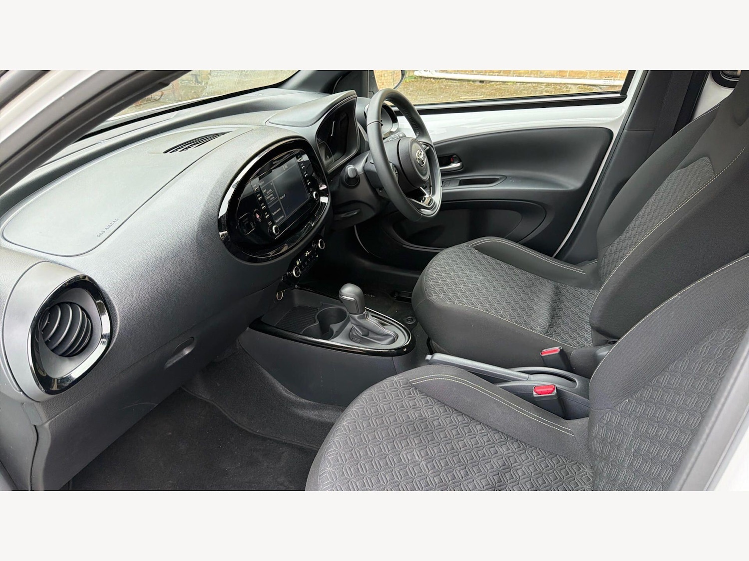 Used Toyota Aygo X 2024 for sale - 78184706: Photo 12