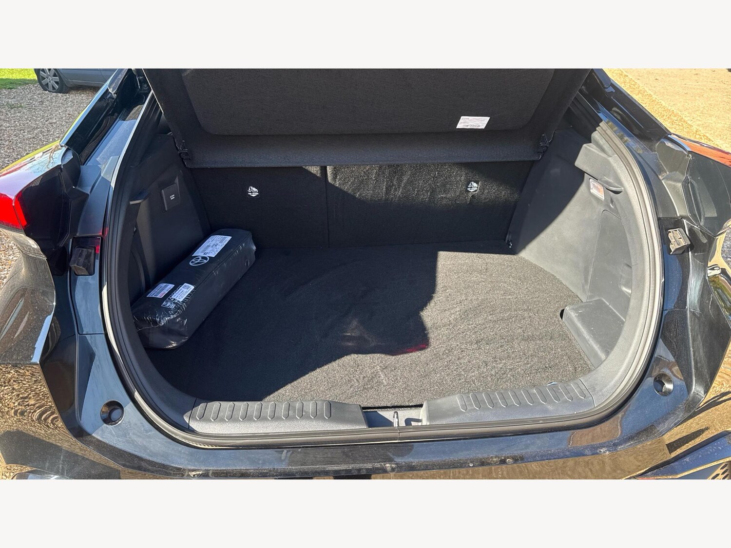 Used Toyota C-HR 2025 for sale - 76270401: Photo 16