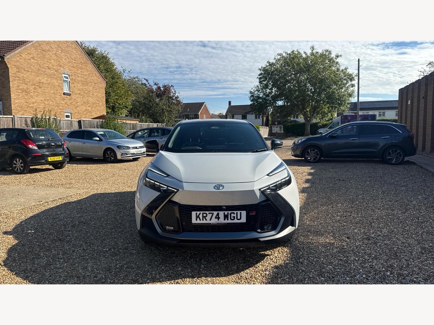Used Toyota C-HR 2025 for sale - 76270401: Photo 17