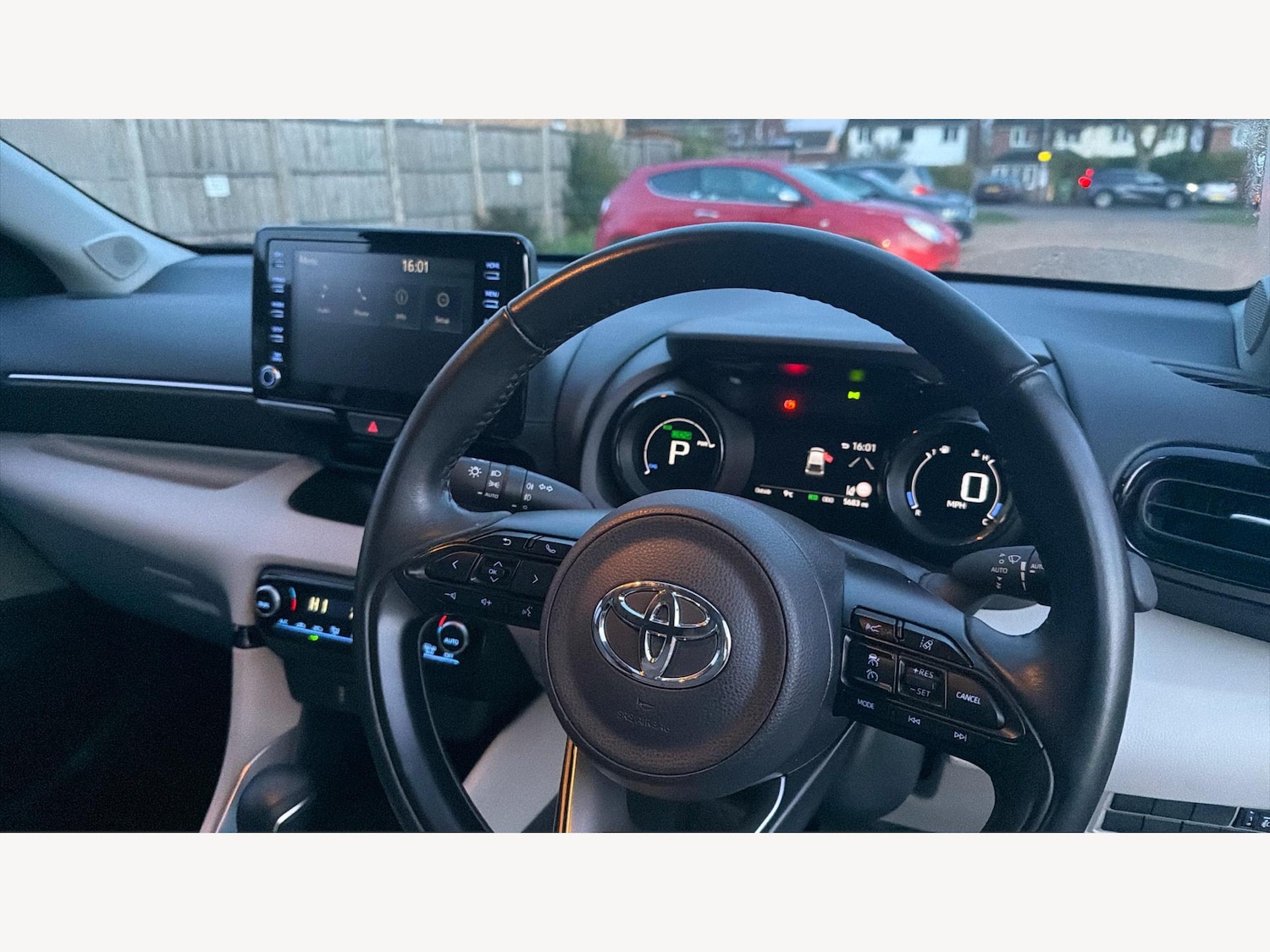 Used Toyota Yaris 2020 for sale - 77057638: Photo 10