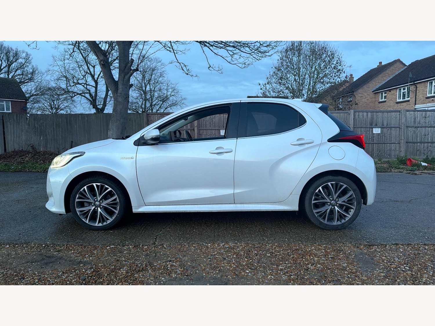 Used Toyota Yaris 2020 for sale - 77057638: Photo 19