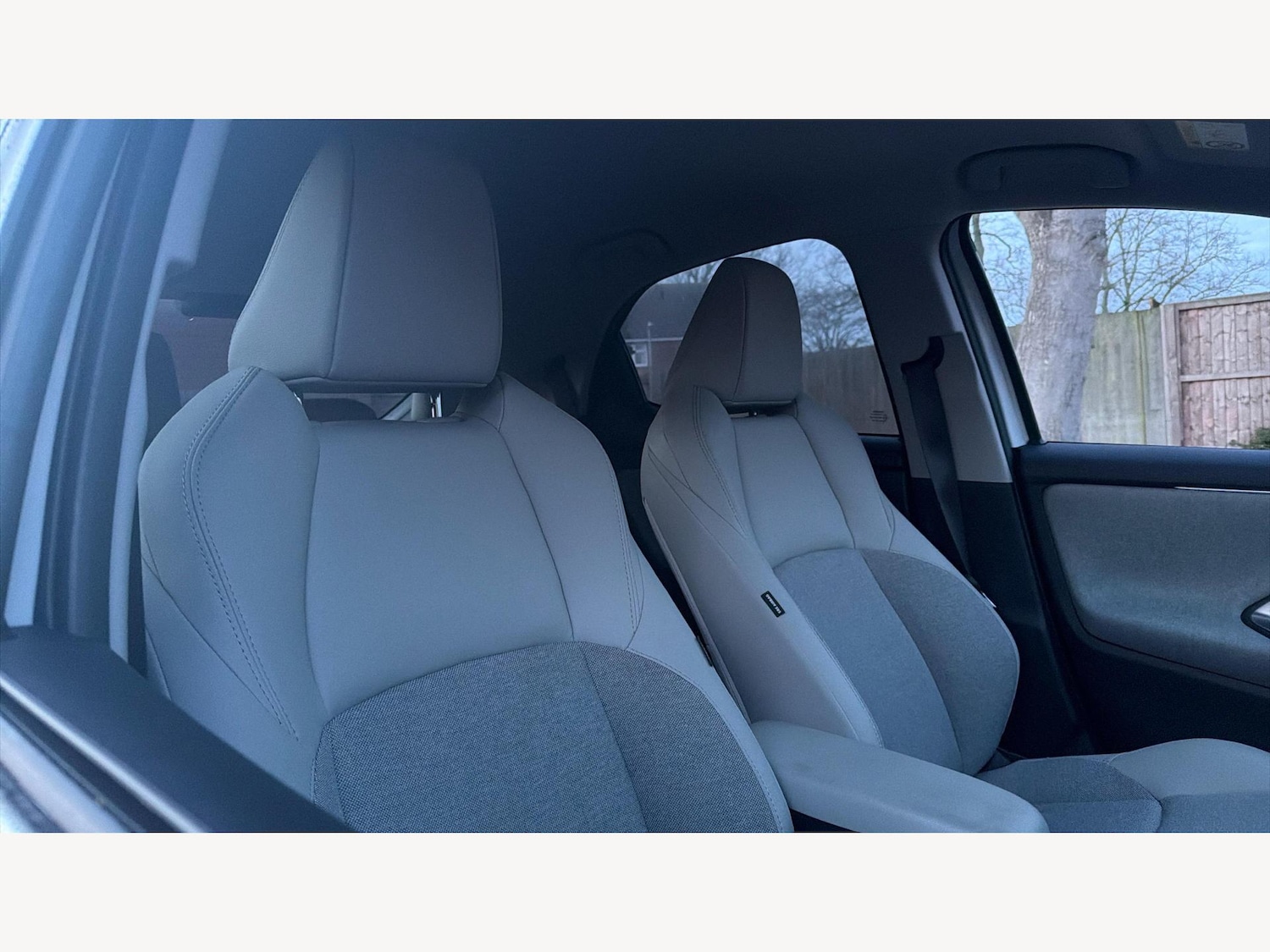 Used Toyota Yaris 2020 for sale - 77057638: Photo 23