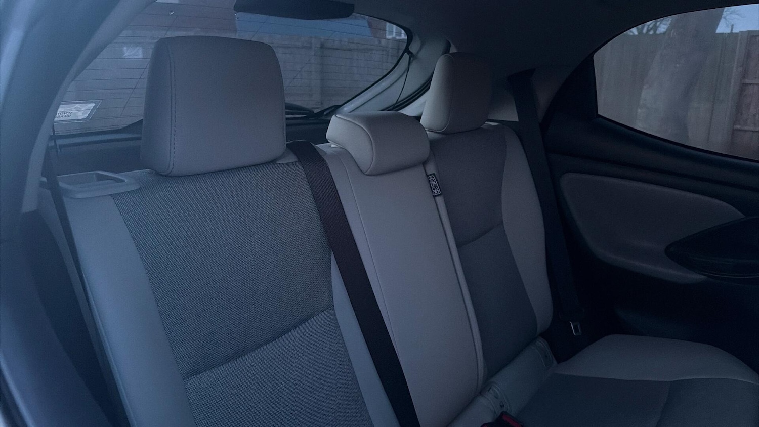 Used Toyota Yaris 2020 for sale - 77057638: Photo 33