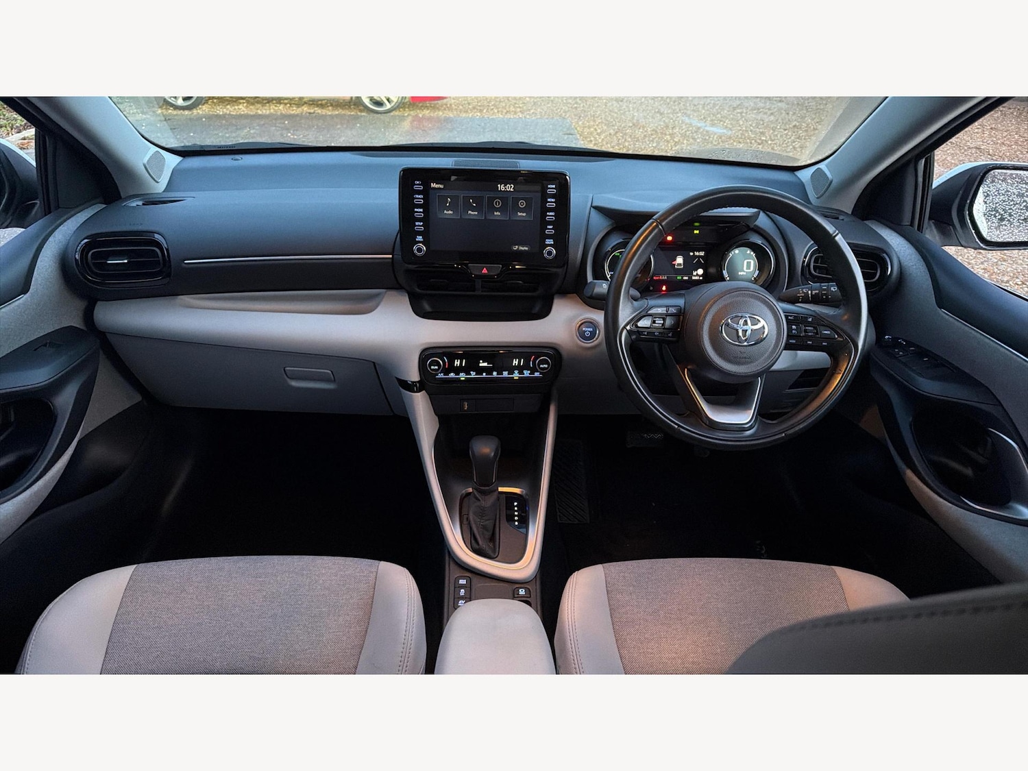 Used Toyota Yaris 2020 for sale - 77057638: Photo 7