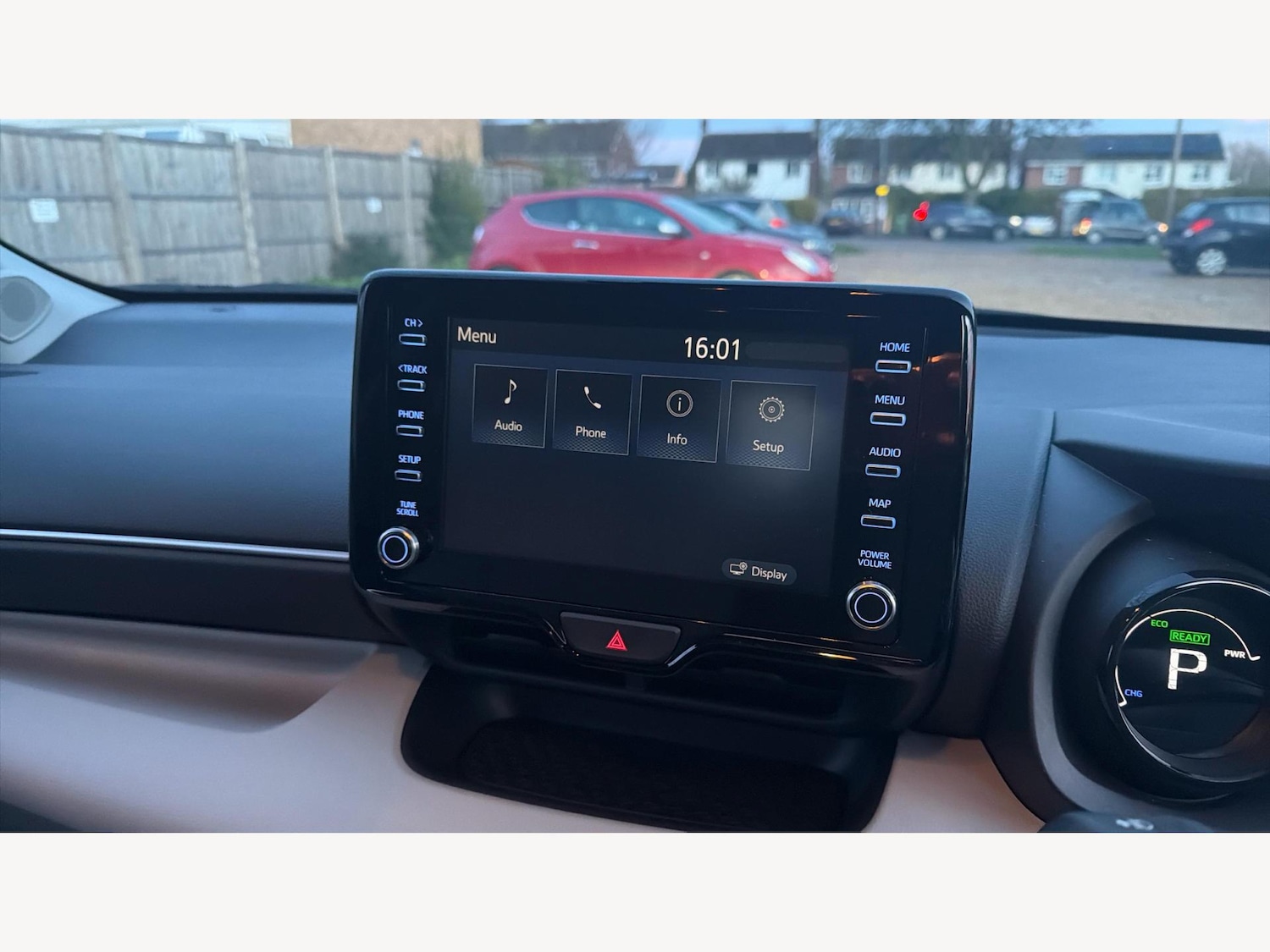 Used Toyota Yaris 2020 for sale - 77057638: Photo 9