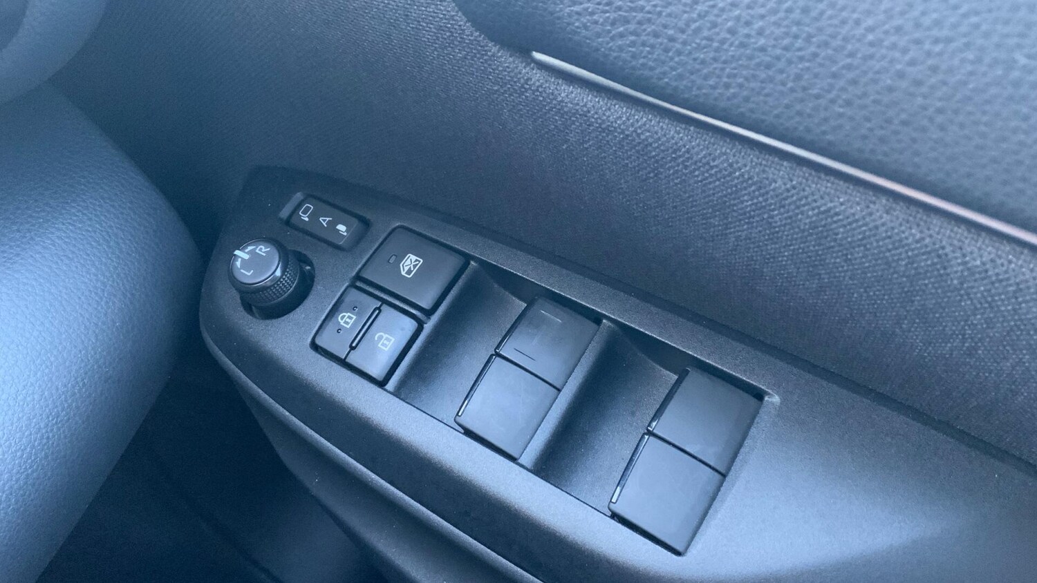 Used Toyota Yaris Cross for sale - 77267743: Photo 32