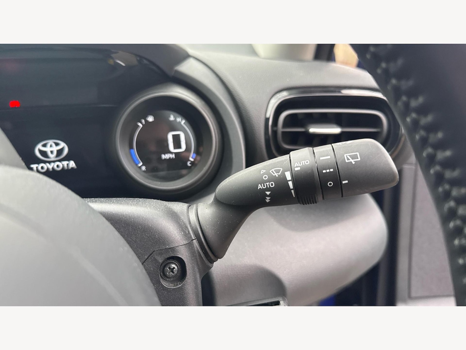 Used Toyota Yaris for sale - 77279455: Photo 29