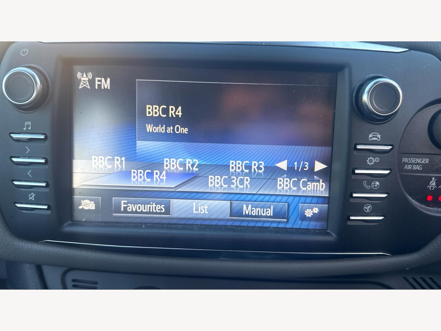 Used Toyota Yaris 2018 for sale - 76765866: Photo 25