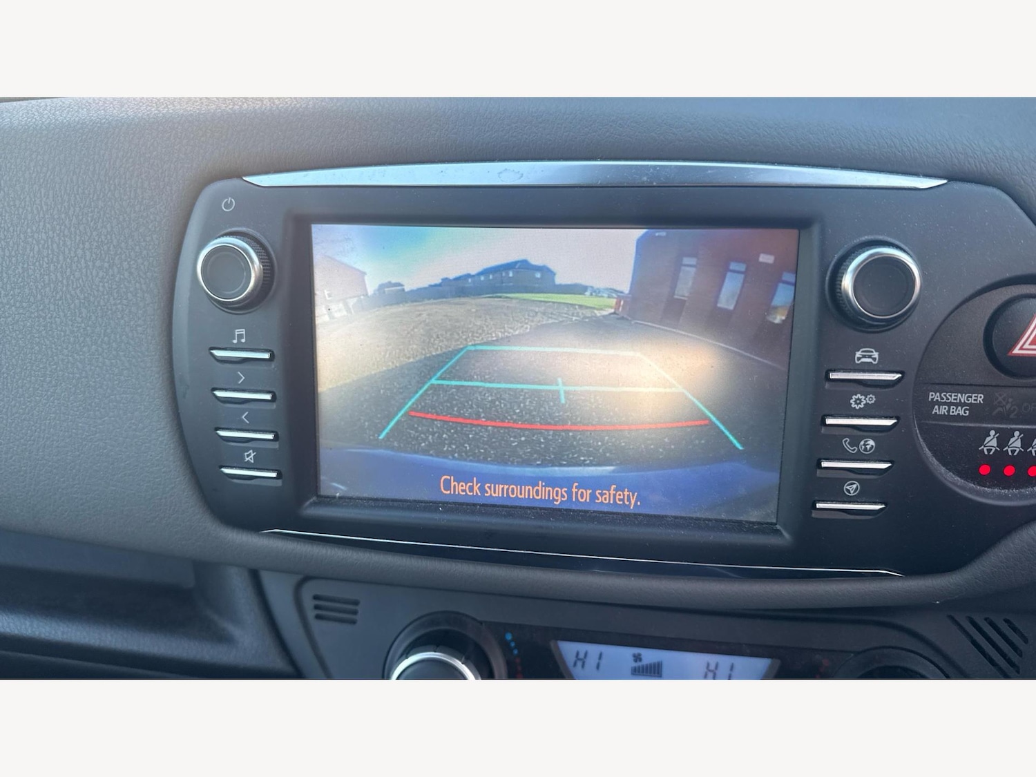 Used Toyota Yaris 2018 for sale - 76765866: Photo 26