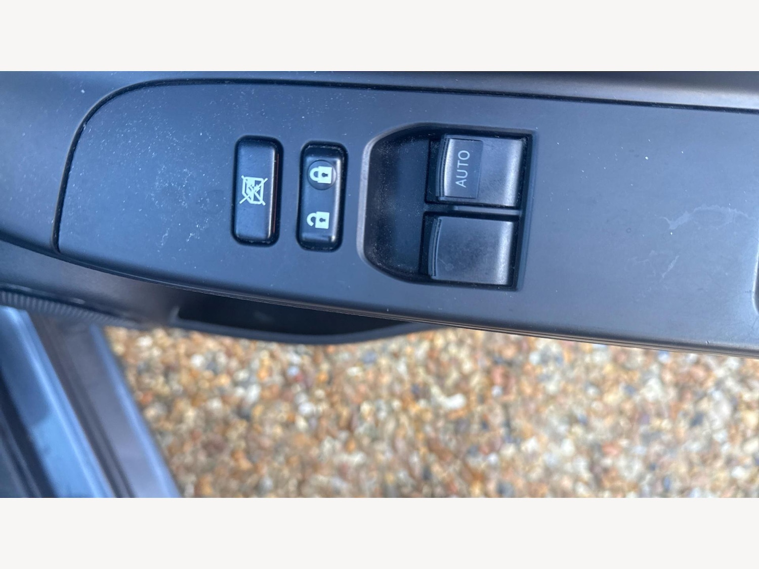 Used Toyota Yaris 2018 for sale - 76765866: Photo 30