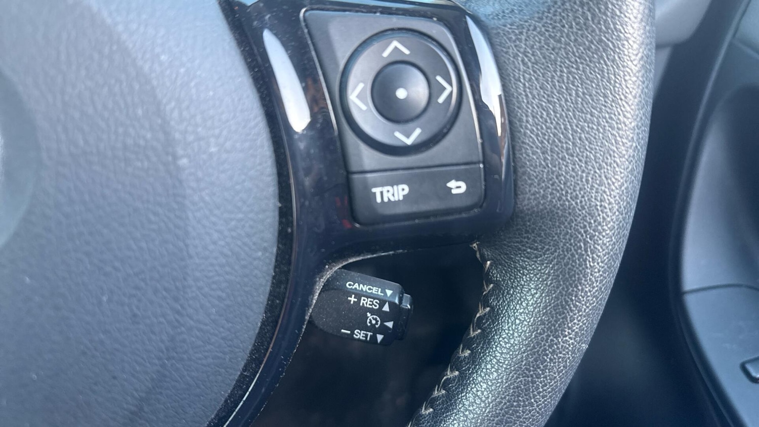 Used Toyota Yaris 2018 for sale - 76765866: Photo 33