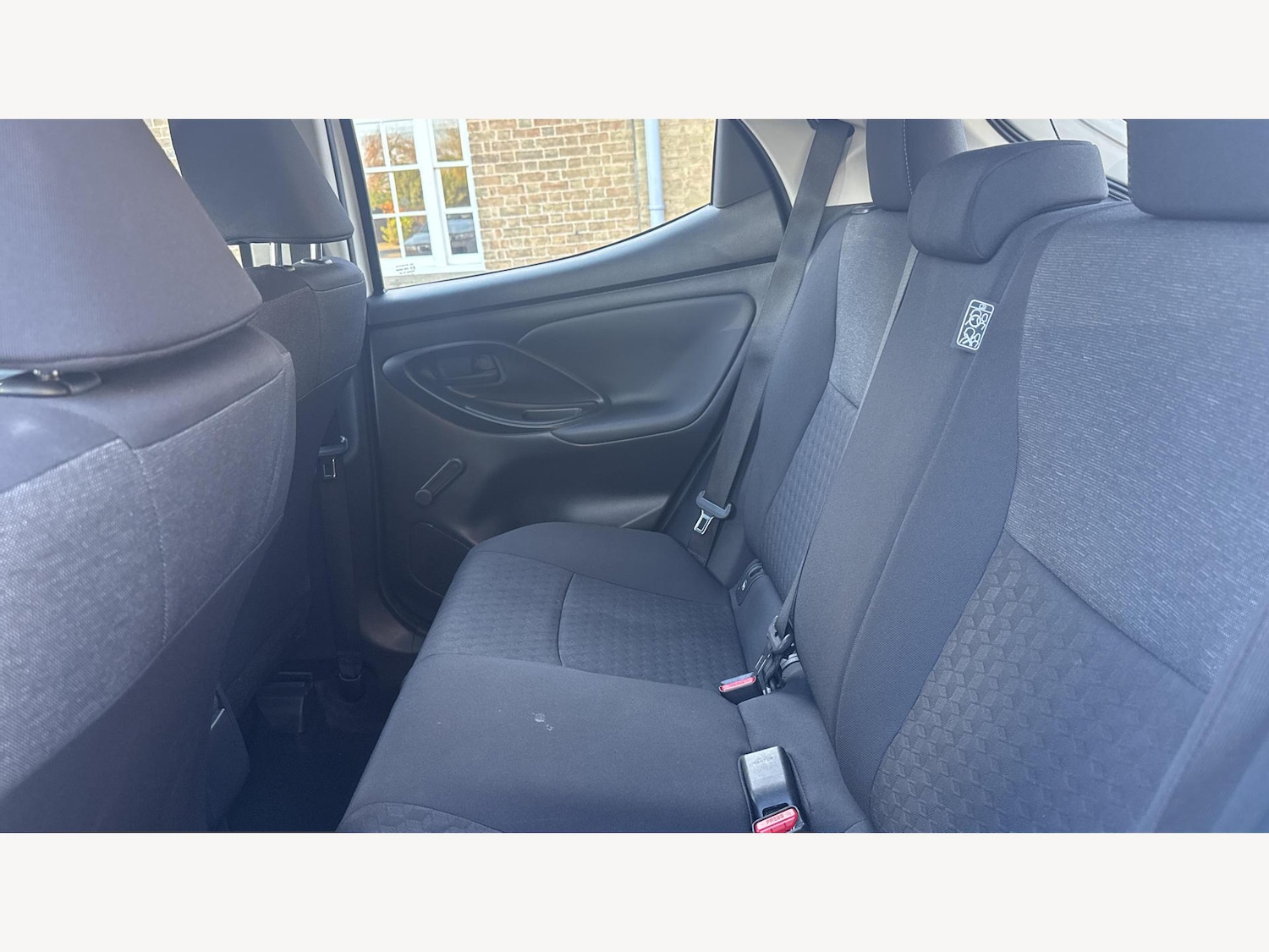 Used Toyota Yaris 2022 for sale - 76499494: Photo 15