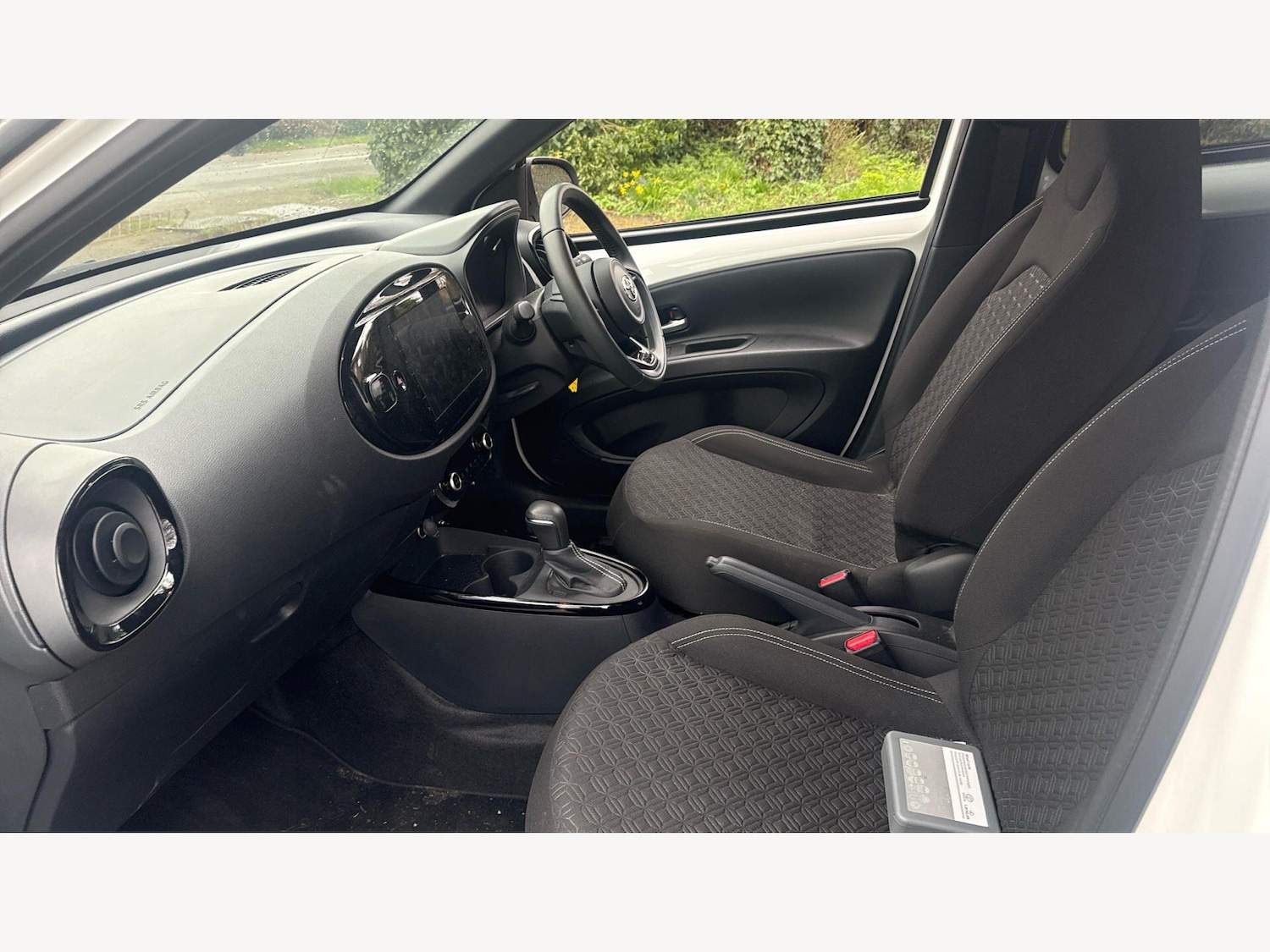Used Toyota Aygo X for sale - 77925062: Photo 12