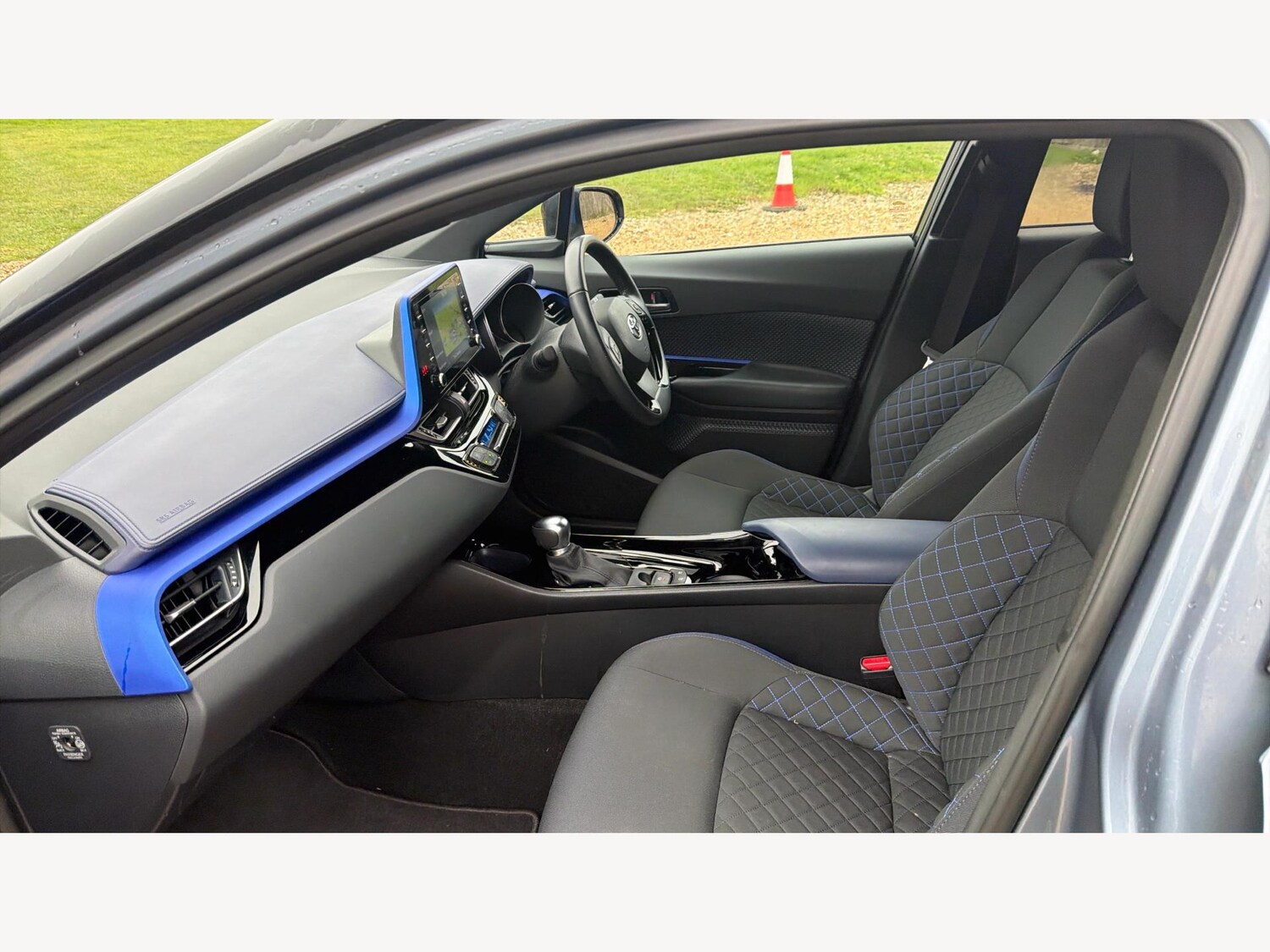 Used Toyota C-HR 2020 for sale - 77120851: Photo 12