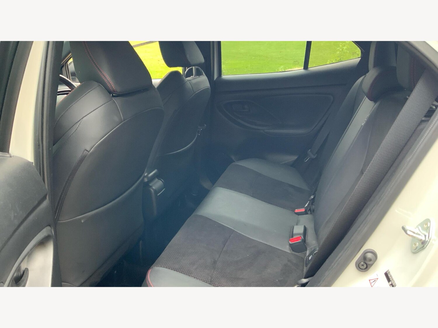 Used Toyota Yaris Cross 2024 for sale - 76270837: Photo 15