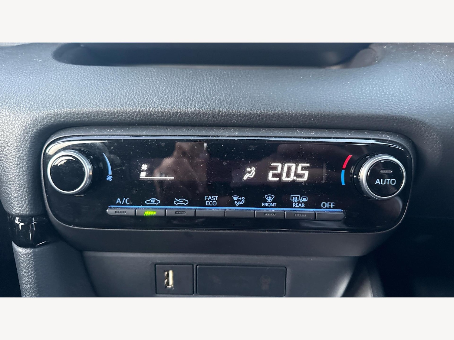 Used Toyota Yaris 2022 for sale - 76913124: Photo 22