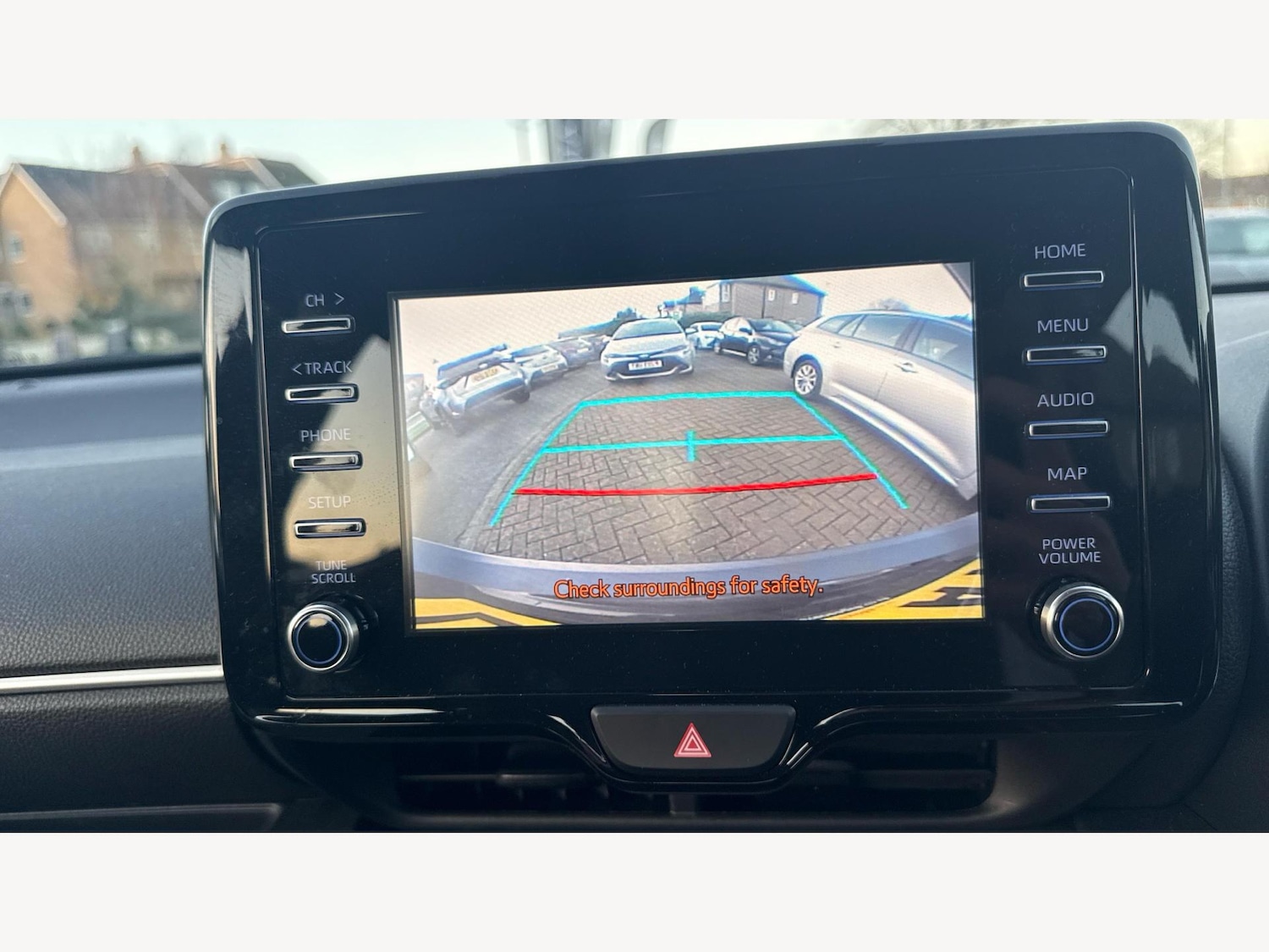 Used Toyota Yaris 2022 for sale - 76913124: Photo 25