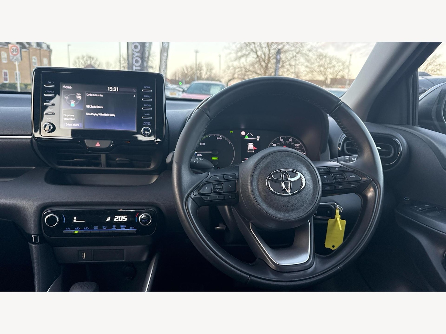 Used Toyota Yaris 2022 for sale - 76913124: Photo 8