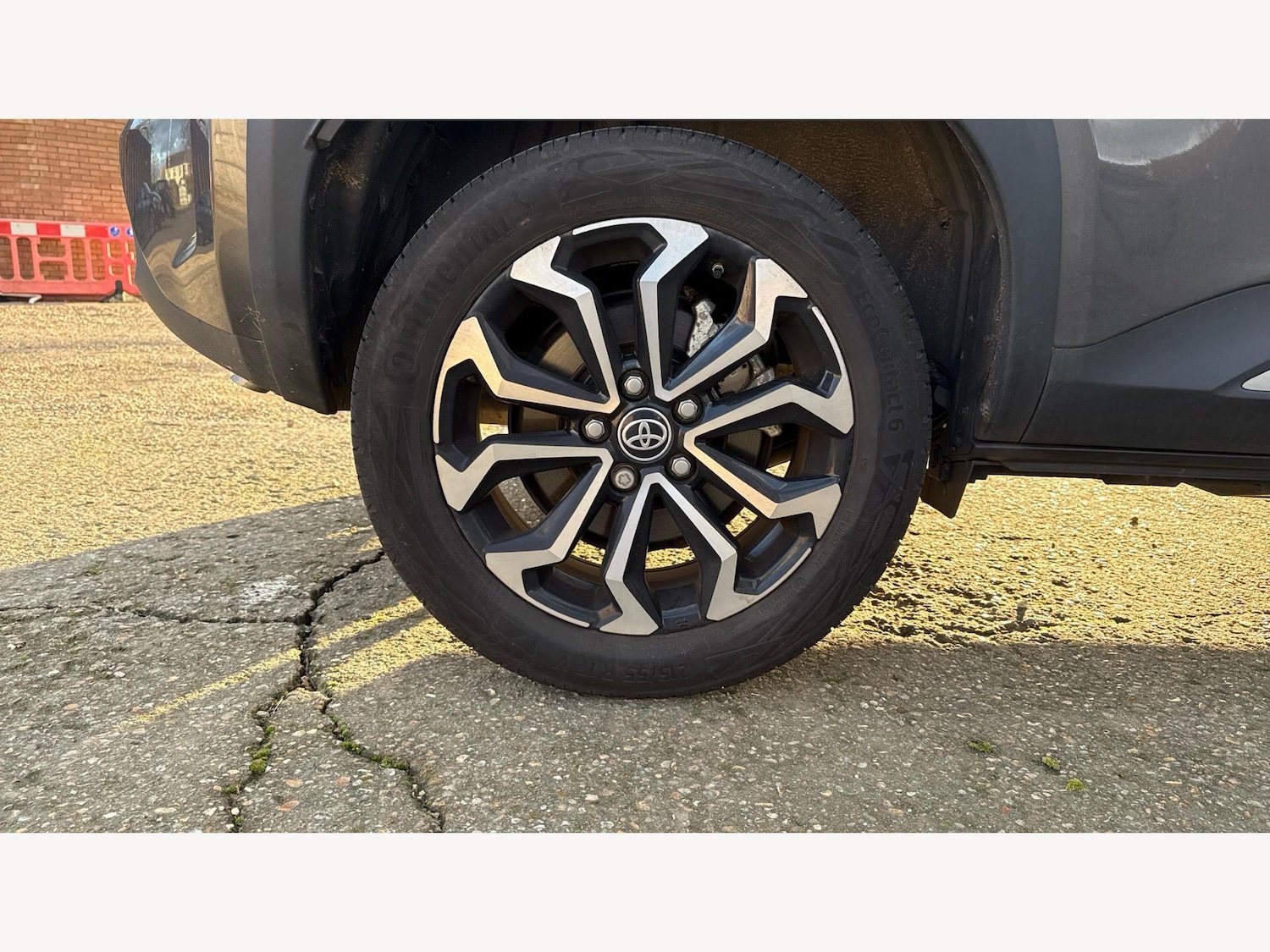 Used Toyota Yaris Cross 2024 for sale - 78148325: Photo 27