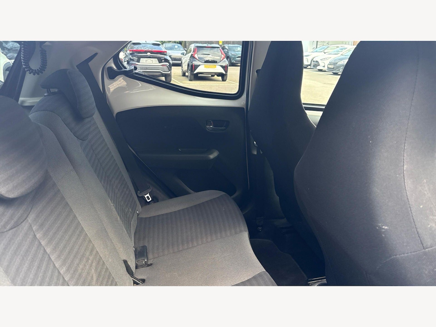 Used Toyota AYGO 2018 for sale - 77683310: Photo 14