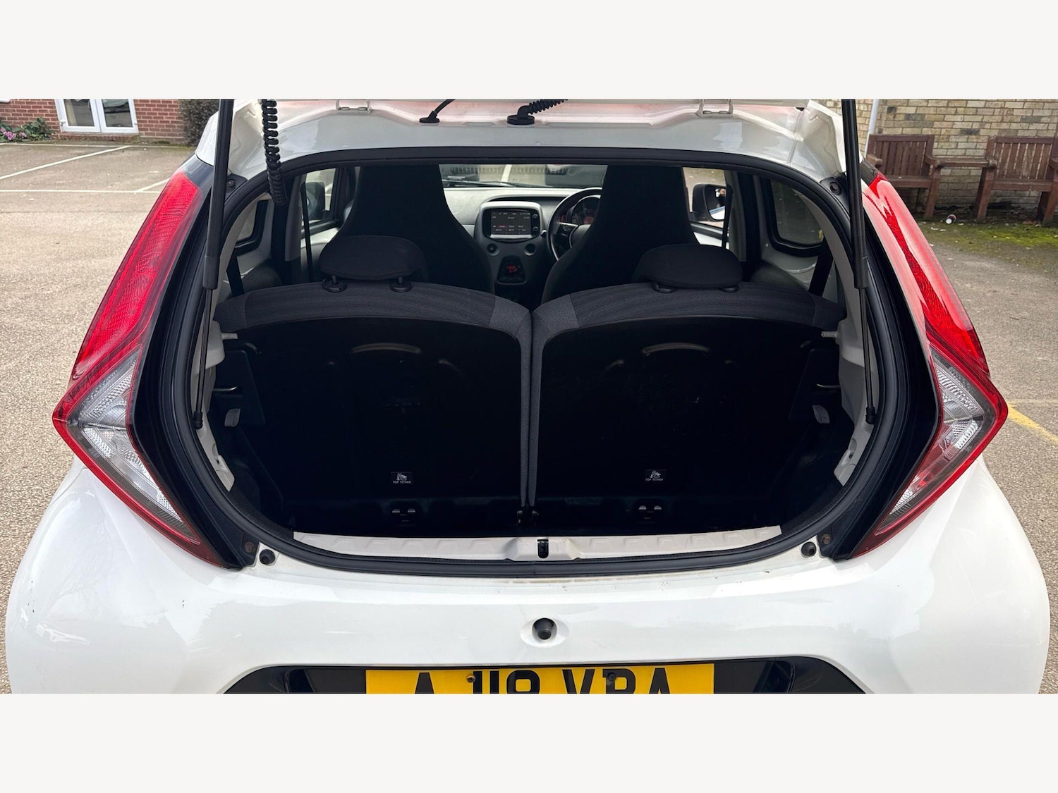 Used Toyota AYGO 2018 for sale - 77683310: Photo 16