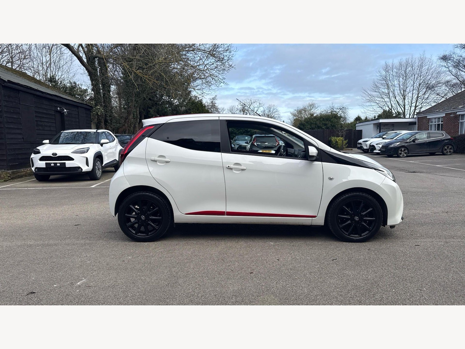 Used Toyota AYGO 2018 for sale - 77683310: Photo 18