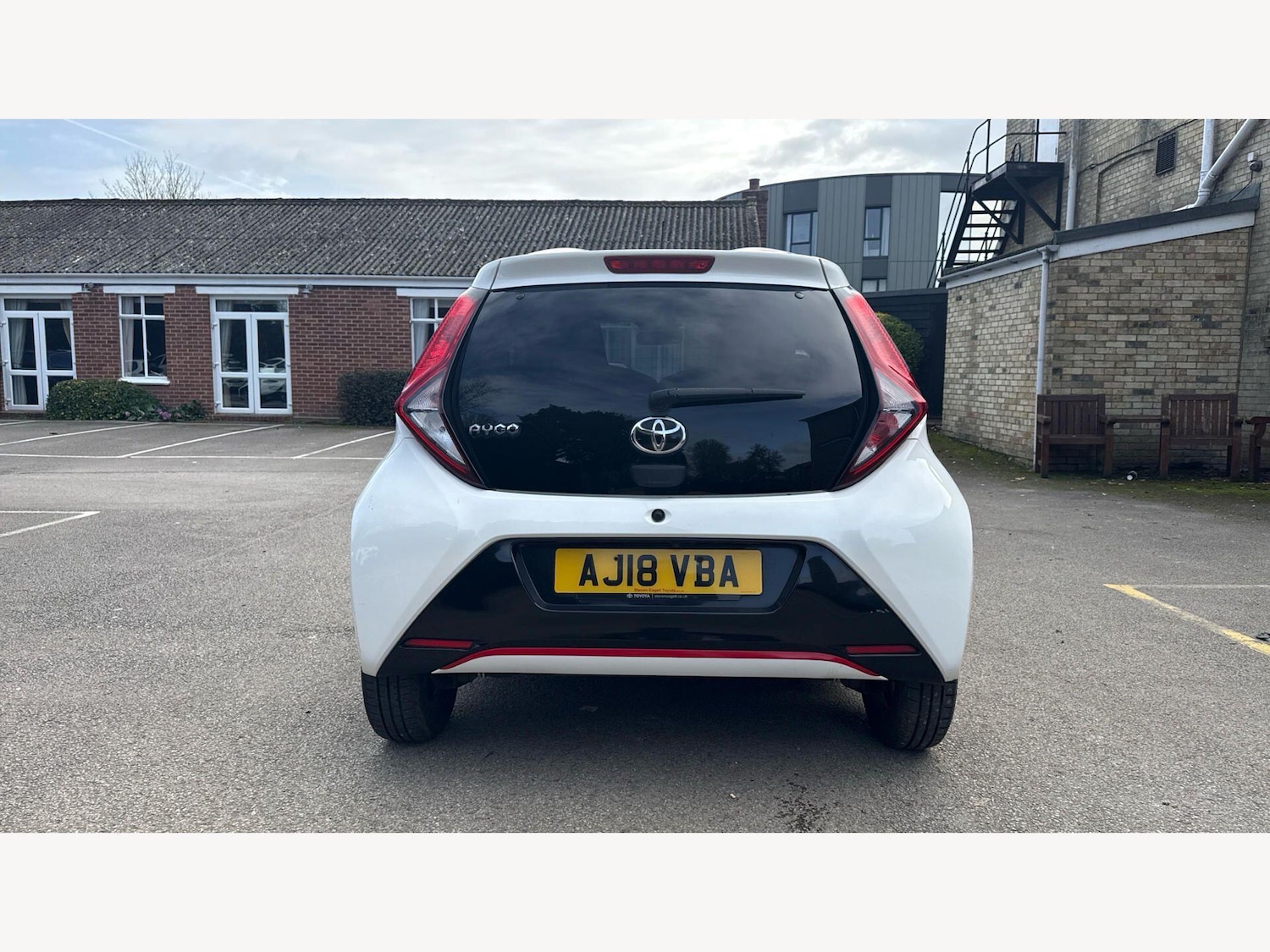 Used Toyota AYGO 2018 for sale - 77683310: Photo 21