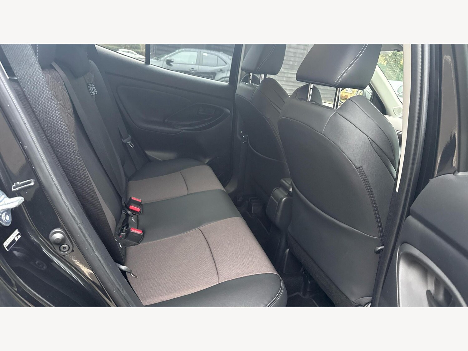 Used Toyota Yaris Cross 2024 for sale - 77098155: Photo 14