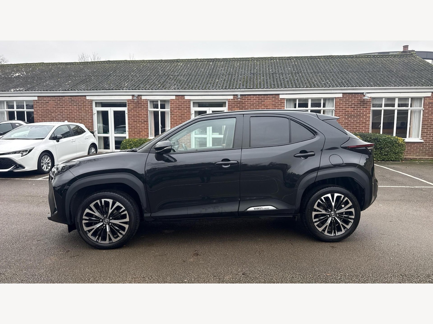 Used Toyota Yaris Cross 2024 for sale - 77098155: Photo 19