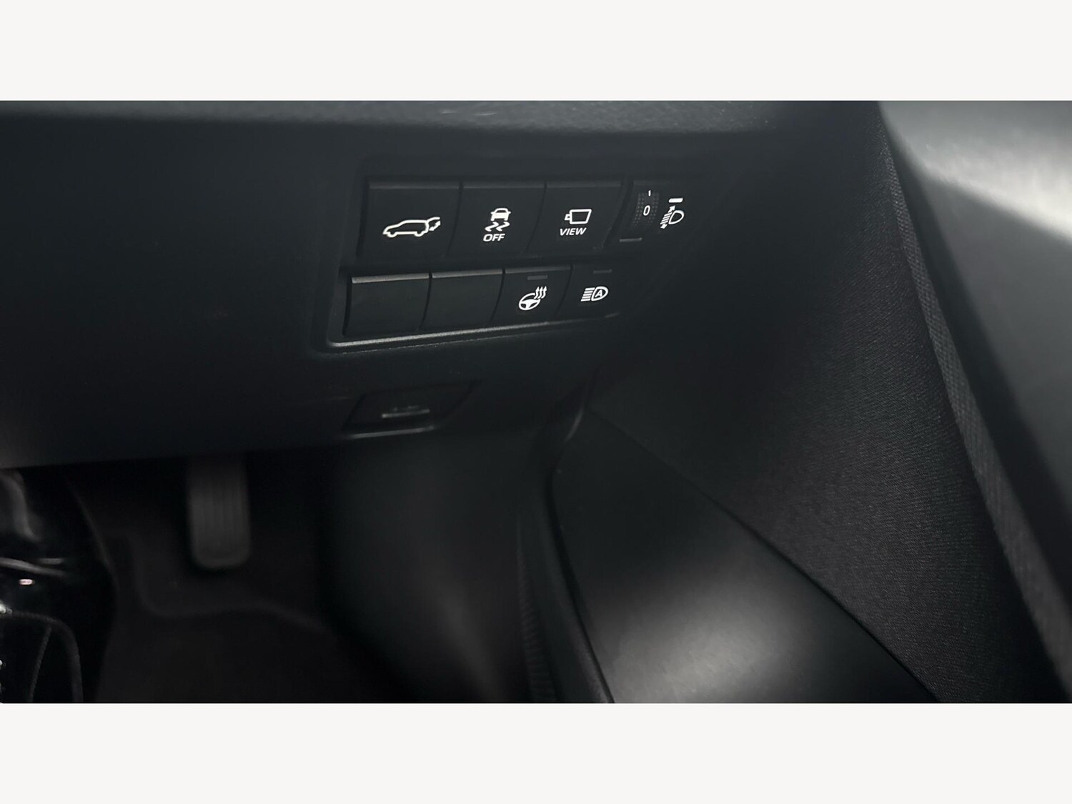 Used Toyota Yaris Cross 2024 for sale - 77098155: Photo 28