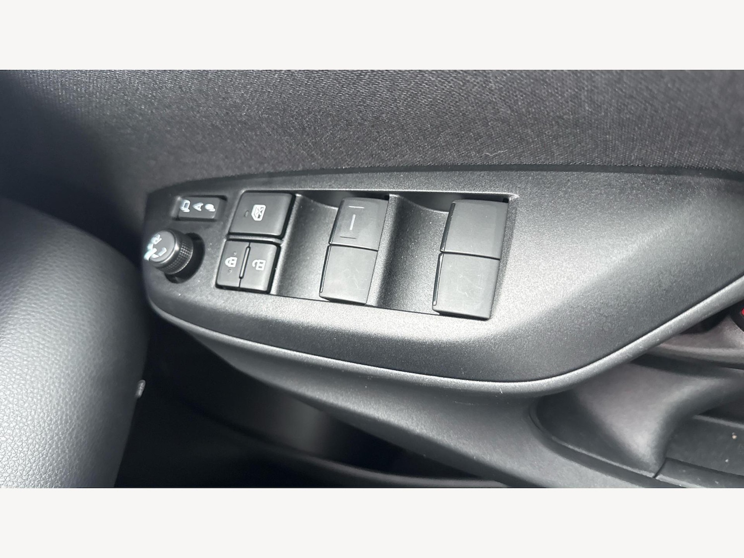 Used Toyota Yaris Cross 2024 for sale - 77098155: Photo 29