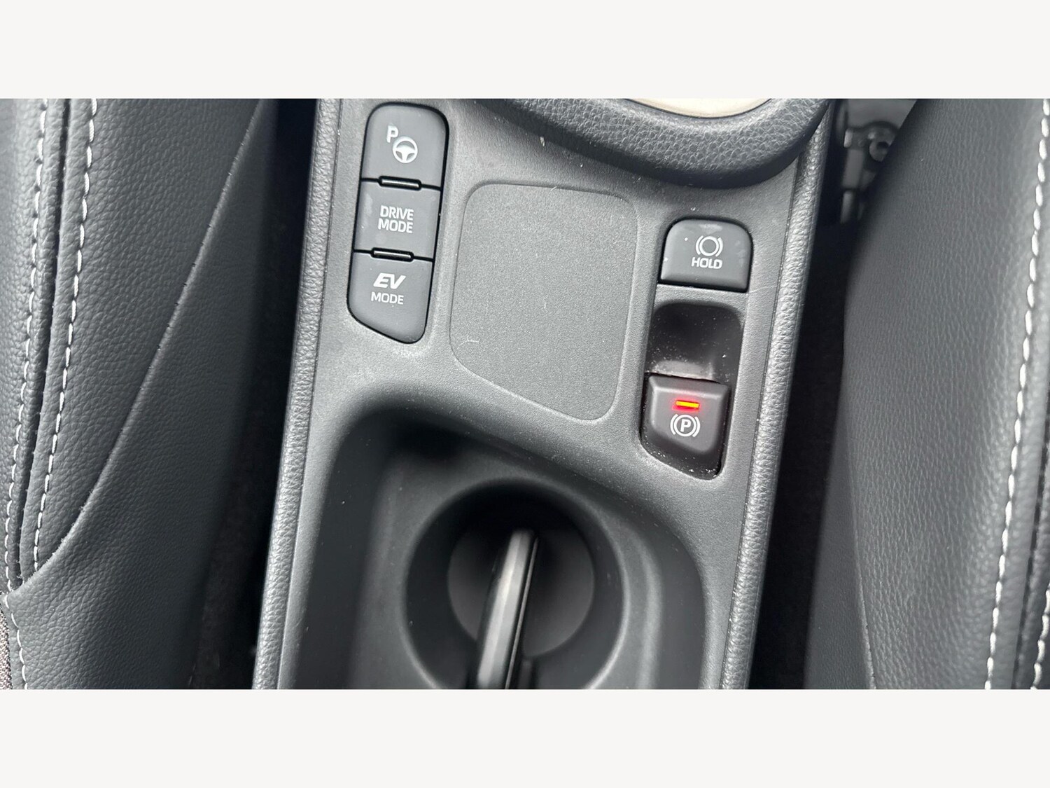 Used Toyota Yaris Cross 2024 for sale - 77098155: Photo 31