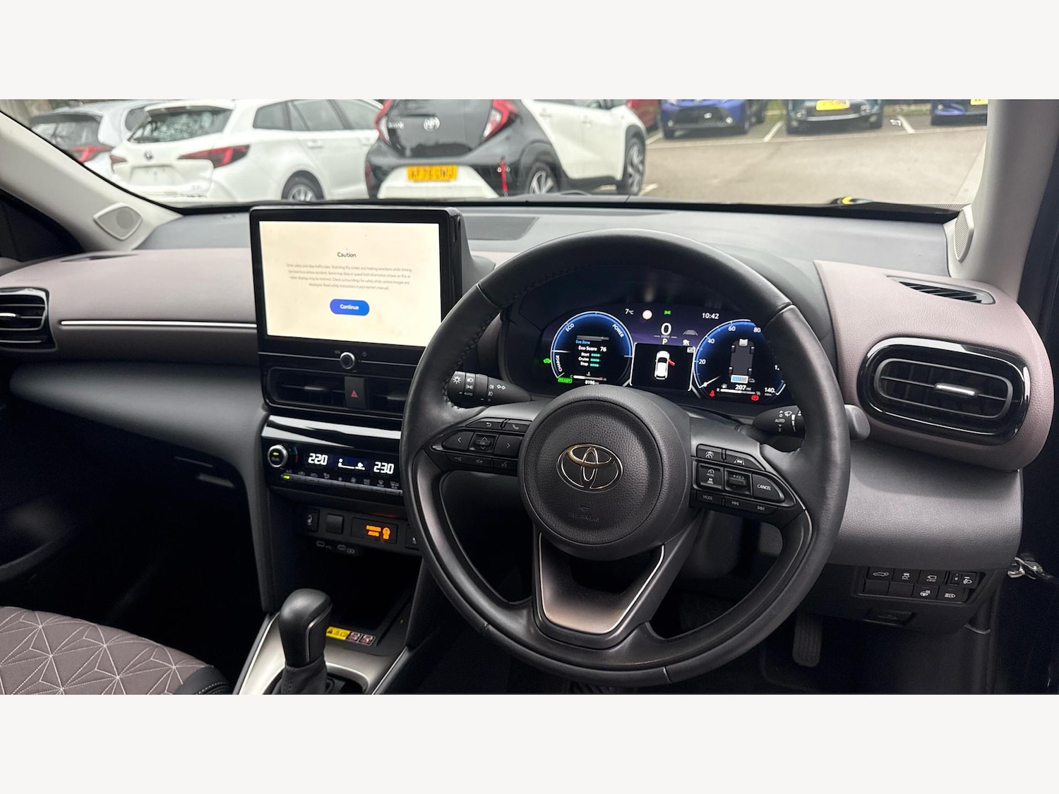 Used Toyota Yaris Cross 2024 for sale - 77098155: Photo 8
