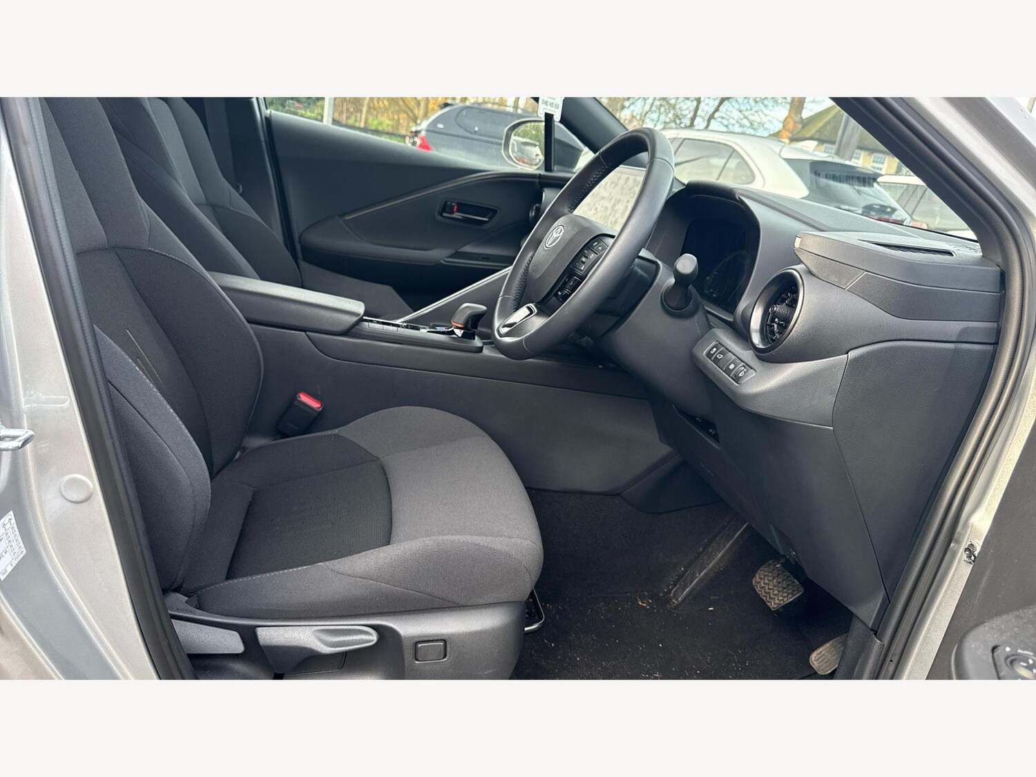 Used Toyota C-HR 2025 for sale - 76993883: Photo 13