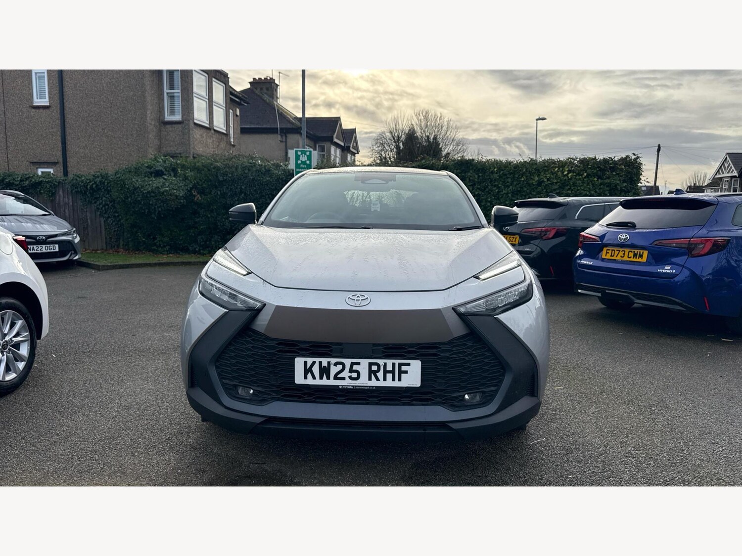 Used Toyota C-HR 2025 for sale - 76993883: Photo 17