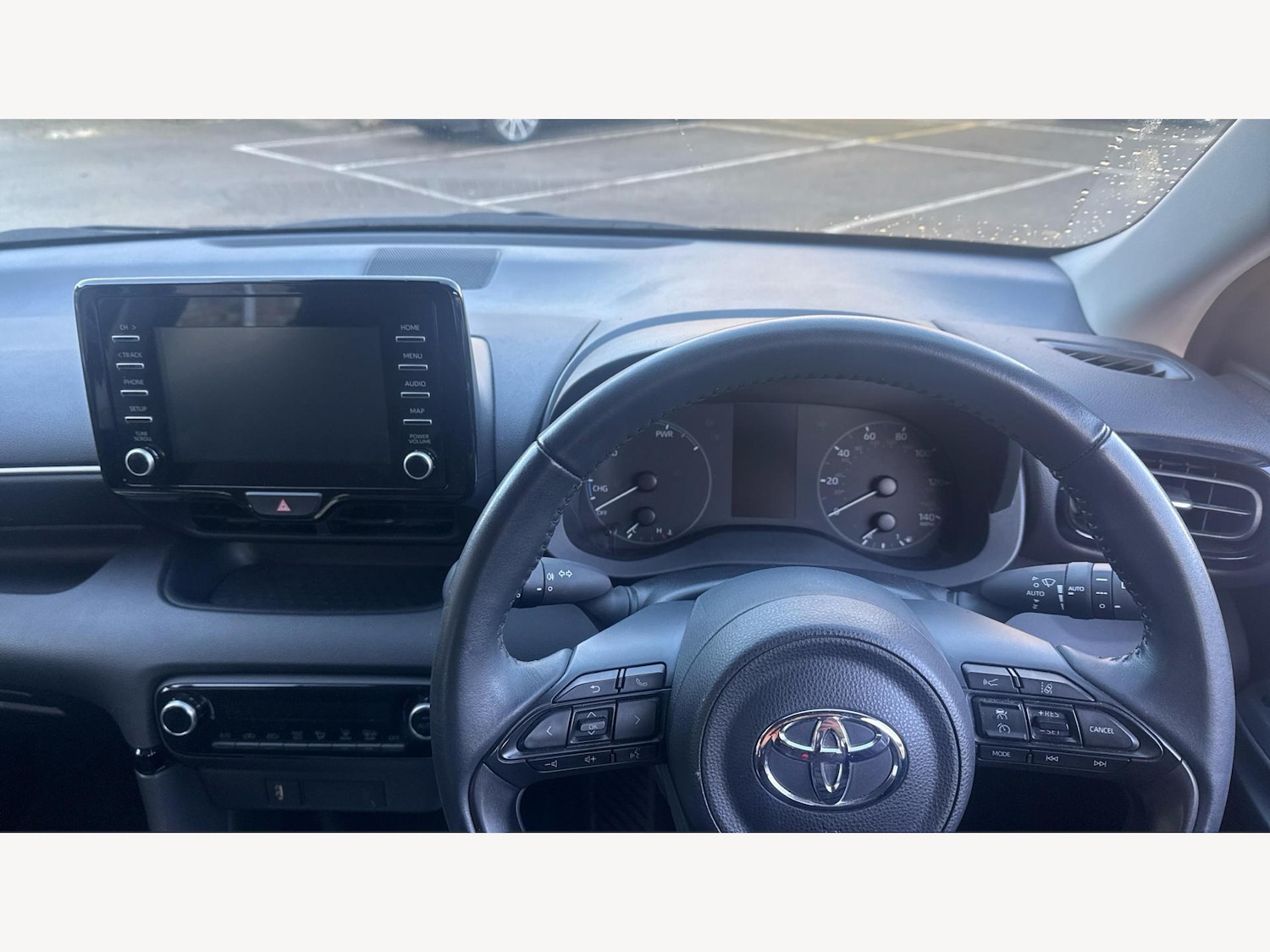 Used Toyota Yaris 2024 for sale - 76855917: Photo 10