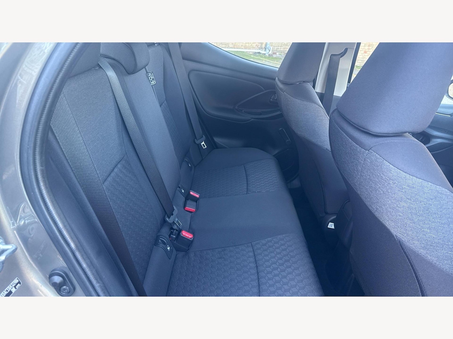 Used Toyota Yaris 2024 for sale - 76855917: Photo 14