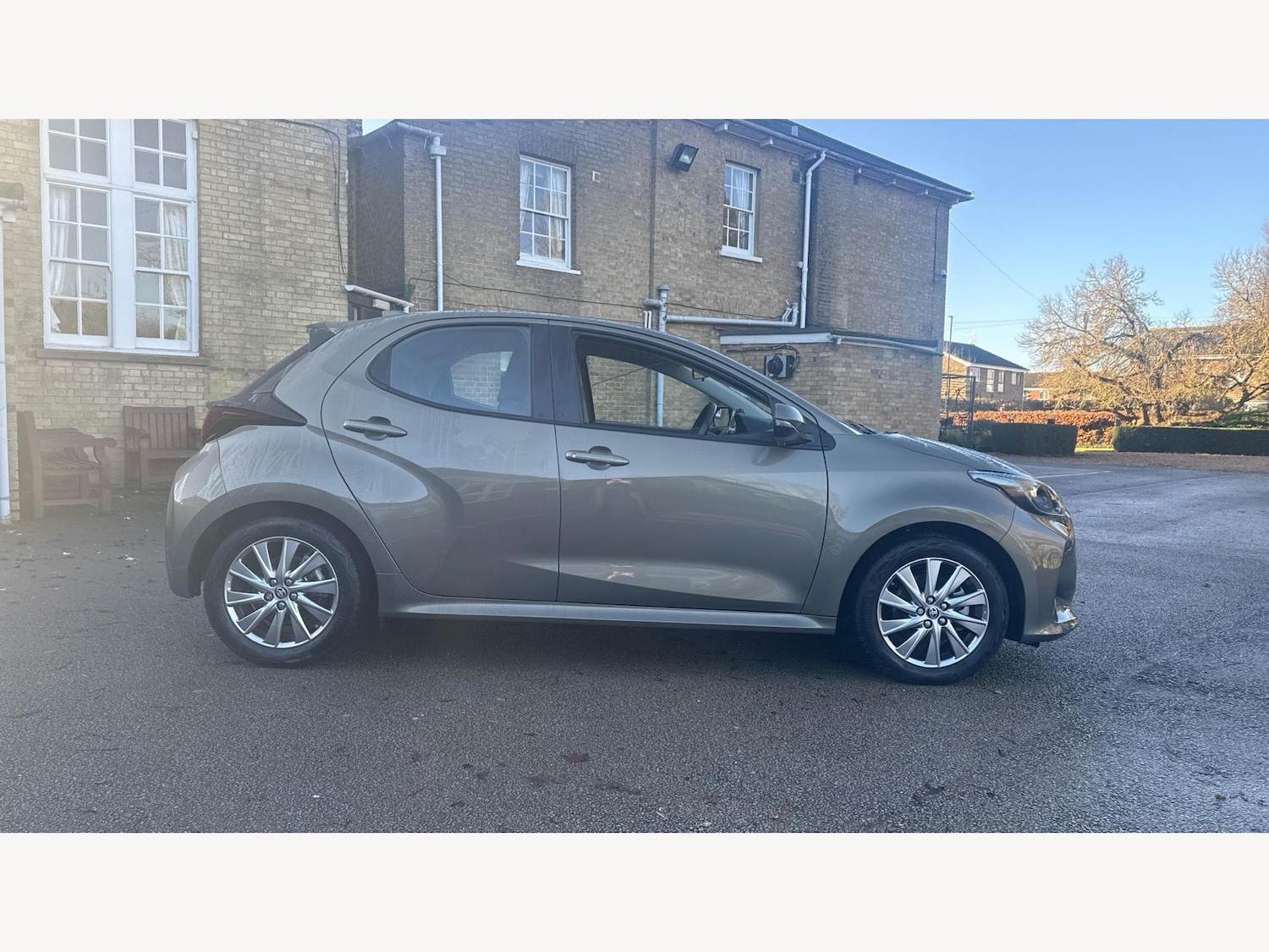 Used Toyota Yaris 2024 for sale - 76855917: Photo 18