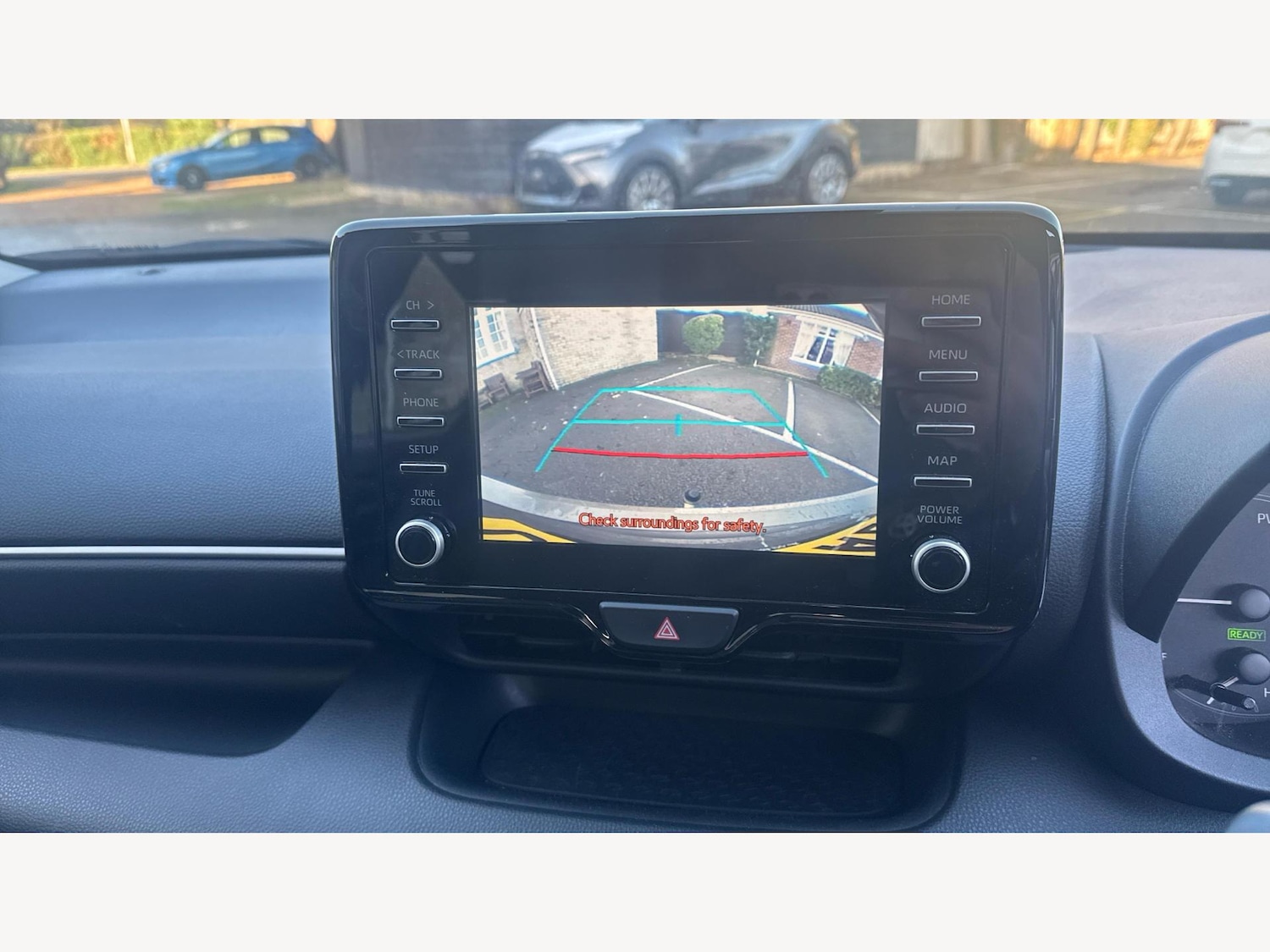 Used Toyota Yaris 2024 for sale - 76855917: Photo 26