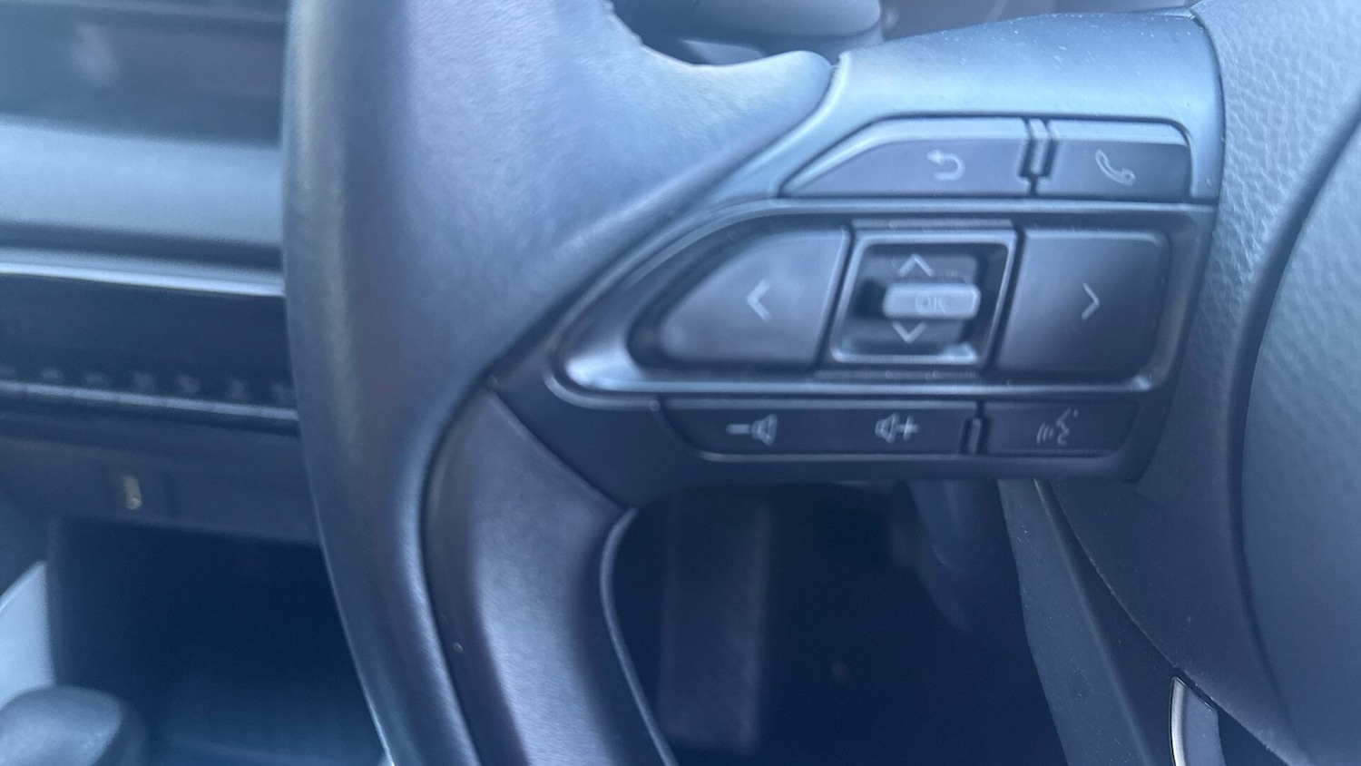 Used Toyota Yaris 2024 for sale - 76855917: Photo 38